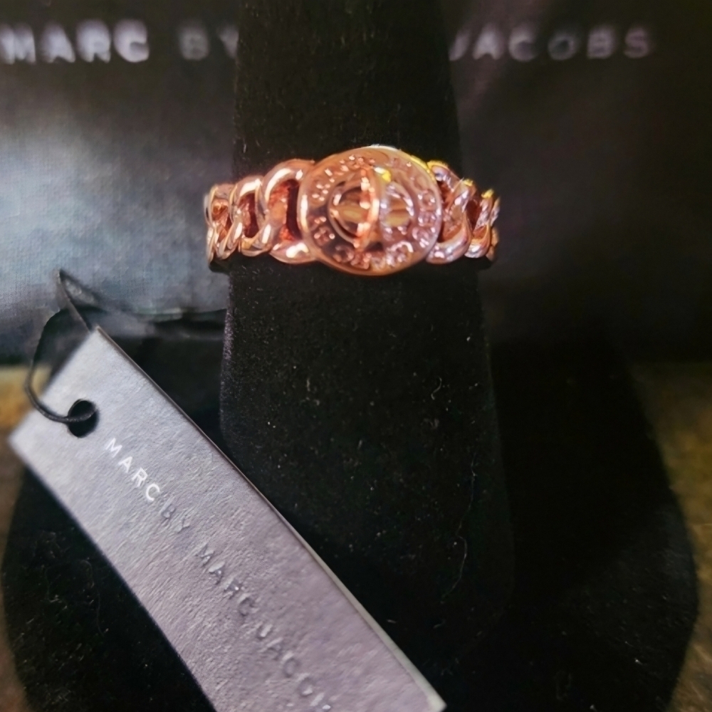 Marc By Marc Jacobs NWT Rose Goldtone Katie Turnlock Ring